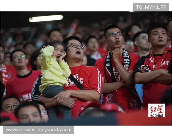 球迷抗议VAR:科技真的让足球变味了吗?,科技发展对足球比赛的影响有哪些 球迷抗议VAR:科技真的让足球变味了吗?,科技发展对足球比赛的影响有哪些